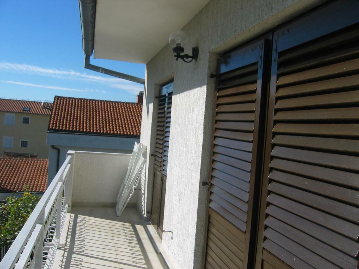 Apartments Cerovic Malinska Exterior foto
